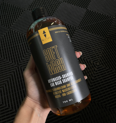 Zauberhafte Autopflege: Das Wizard of Gloss Soft Wash Shampoo - Zauberhafte Autopflege: Das Wizard of Gloss Soft Wash Shampoo